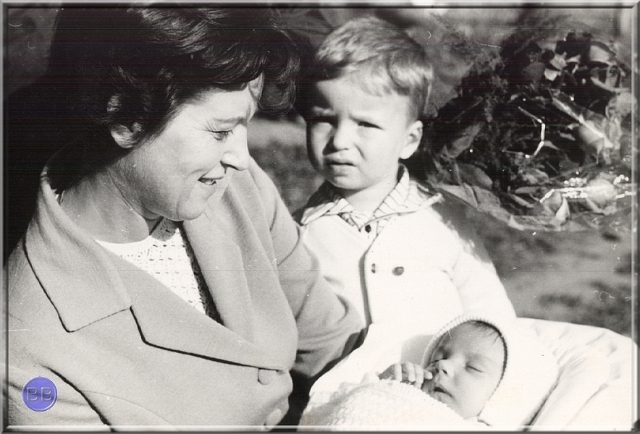 foto (60).jpg - Ica néni, Piller Andris és ifj. Bajnok Zoltán.